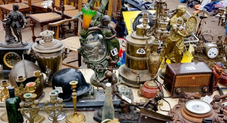 Op zoek naar schatten tijdens de Curiosa - Brocante - Antiek & Vintage markt in Zeist