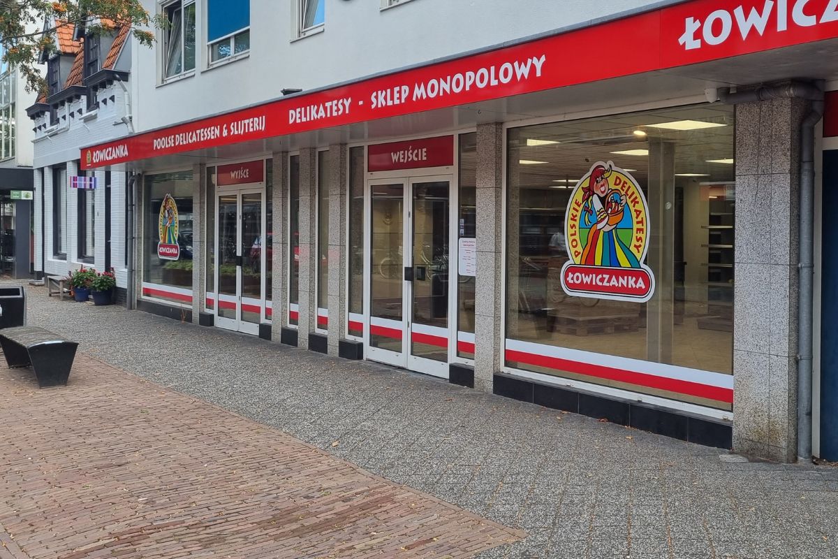 Poolse supermarkt Łowiczanka krijgt steeds meer vorm